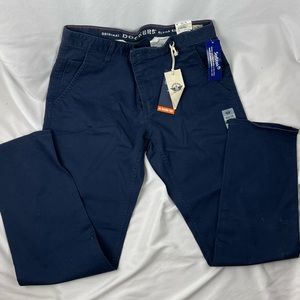 🆕 Dockers Alpha Khaki Athletic Fit 30 x 32